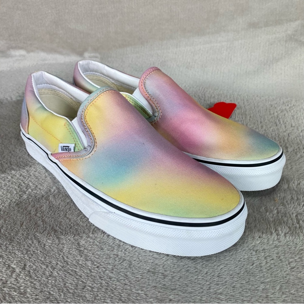 Vans Aura Shift Tie Dye Slip On Sneaker Skate Shoes Women 7.5 Pink Canvas NEW
